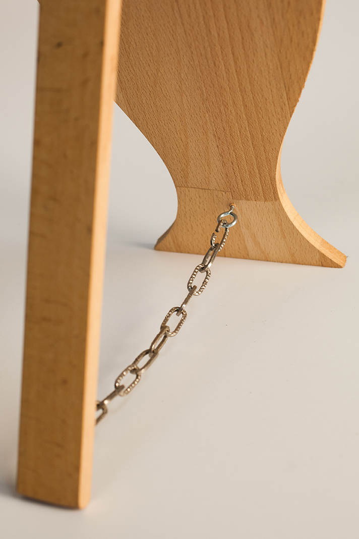 tagliere verticale espositore per stoccafisso